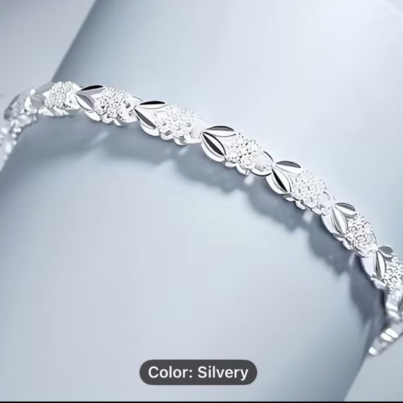 NEW Sterling Silver Charm Bracelet - Picture 2 of 8